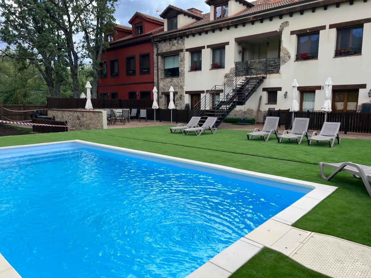 Casa De Navalhorno Valsain Apartment La Pradera de Navalhorno ภายนอก รูปภาพ